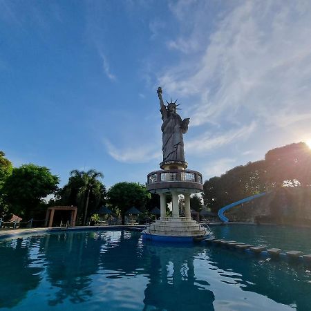 Libertyland Waterpark Resort Dau Exteriér fotografie